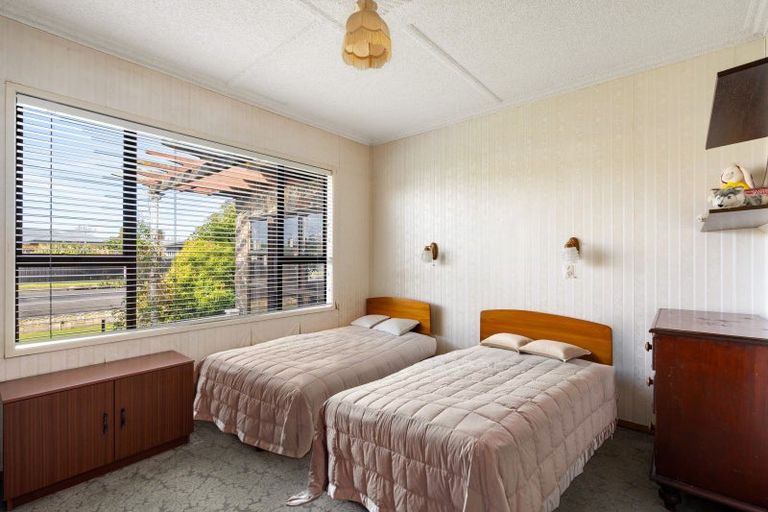 Photo of property in 1412 Woodstock Avenue, Mayfair, Hastings, 4122