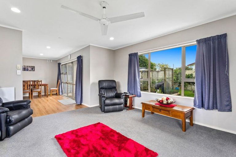 Photo of property in 13 Edgewater Grove, Whakatane, 3120