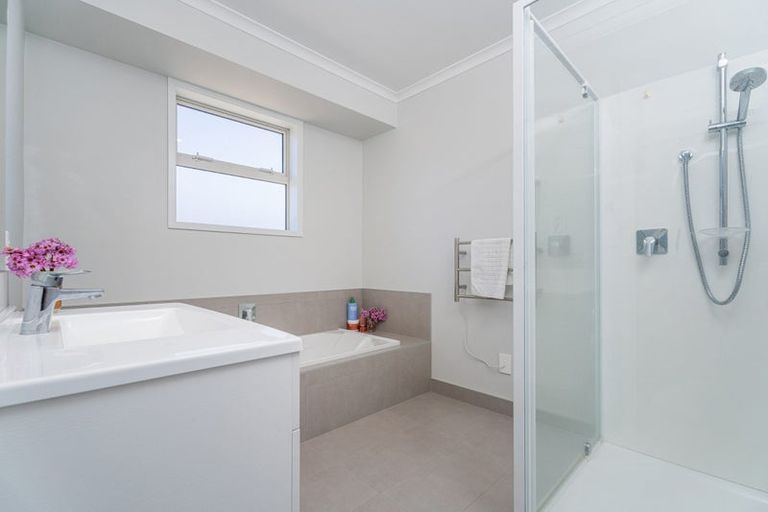 Photo of property in 36 Tairua Palms Place, Tairua, 3508