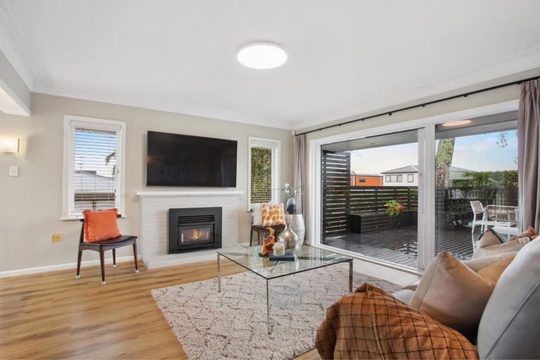 Photo of property in 54 Drake Street, Howick, Auckland, 2014