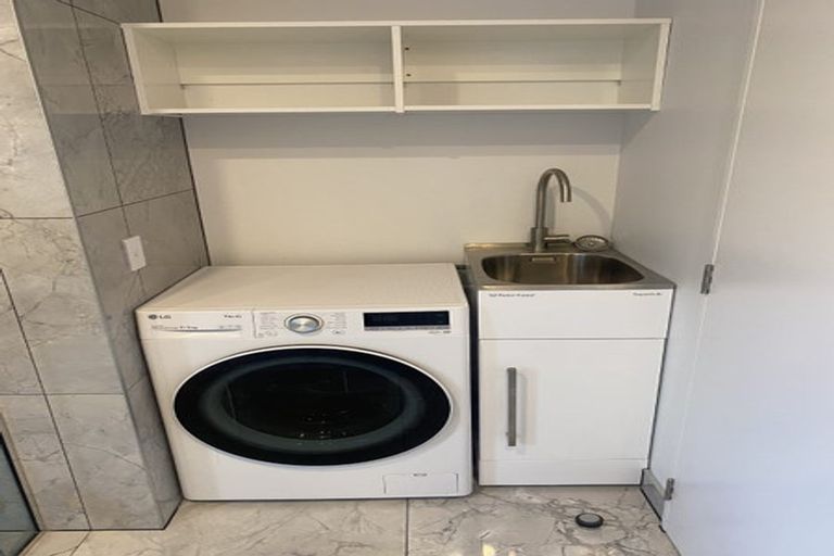 Photo of property in 5/9 Truscotts Road, Heathcote Valley, Christchurch, 8022