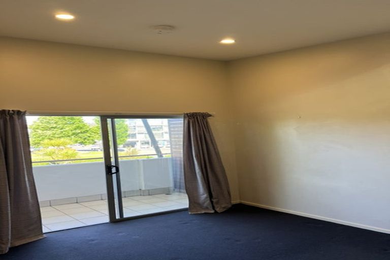 Photo of property in Albany Central, 12c/210 Dairy Flat Highway, Albany, Auckland, 0632