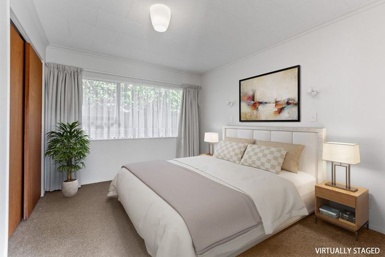 Photo of property in 20 Tukapa Street, Westown, New Plymouth, 4310