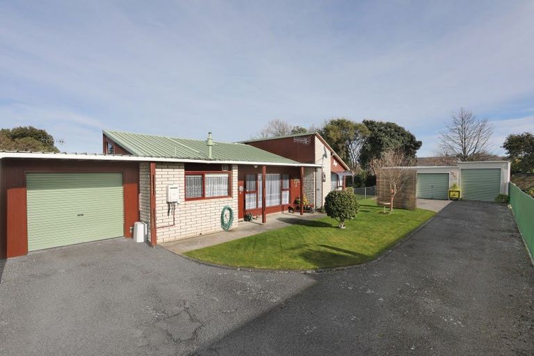 Photo of property in 12b Oxford Street, Marton, 4710