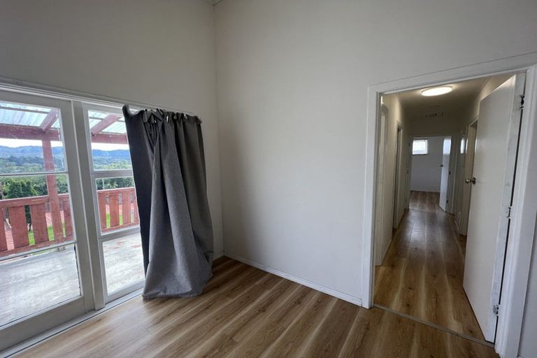 Photo of property in 11 Autumn Avenue, Glen Eden, Auckland, 0602