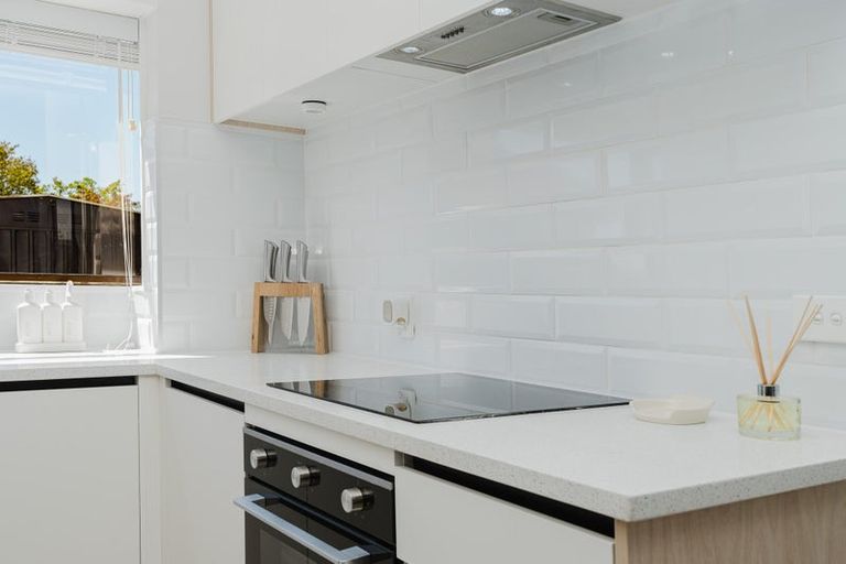 Photo of property in 15c Breckons Avenue, Nawton, Hamilton, 3200