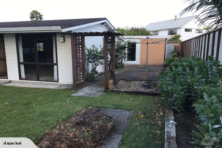 Photo of property in 4 Johnson Place, Queenstown, 9300