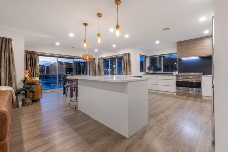 Photo of property in 1 Moss Lane, Raumati Beach, Paraparaumu, 5032