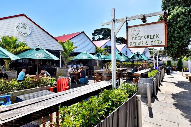 Photo of property in 6/773 Beach Road, Browns Bay, Auckland, 0630