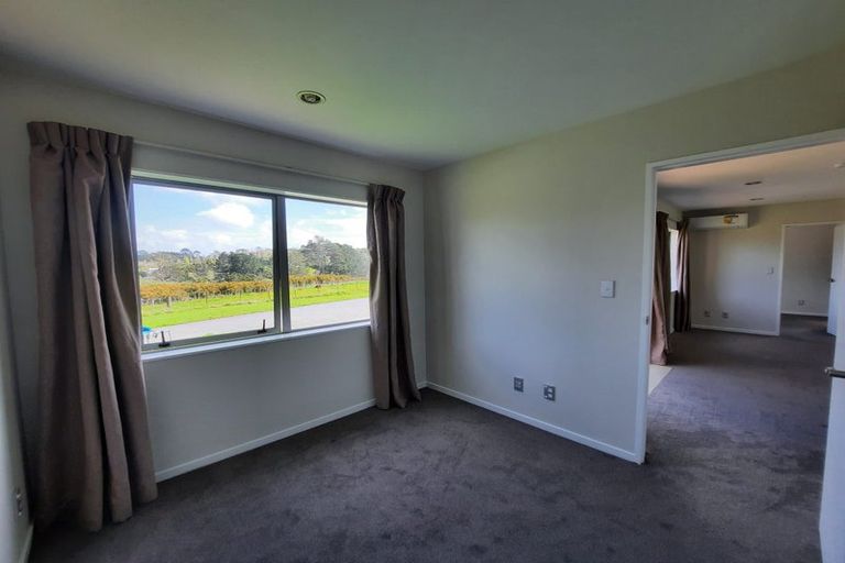 Photo of property in 108 Paremoremo Road, Lucas Heights, Auckland, 0632