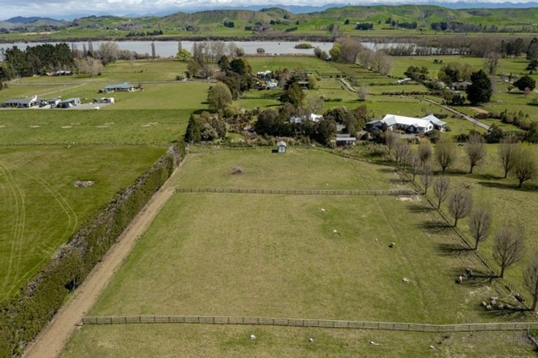 Photo of property in 310c Porangahau Road, Waipukurau, 4282