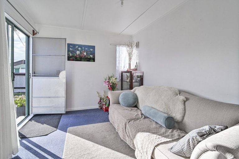 Photo of property in 407 Montgomery Street, Raureka, Hastings, 4120