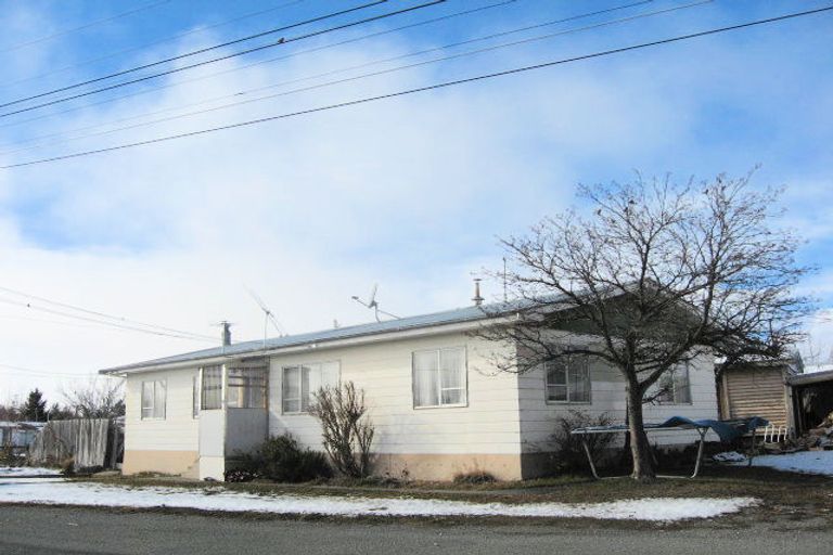 Photo of property in 67 Tekapo Drive, Twizel, 7901