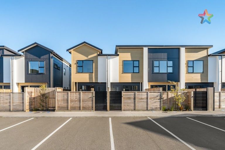Photo of property in 81 Te Ara O Papatahi, Wainuiomata, Lower Hutt, 5014