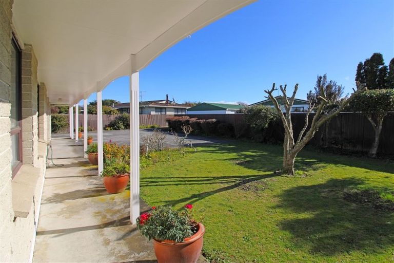 Photo of property in 39 Lowes Place, Solway, Masterton, 5810