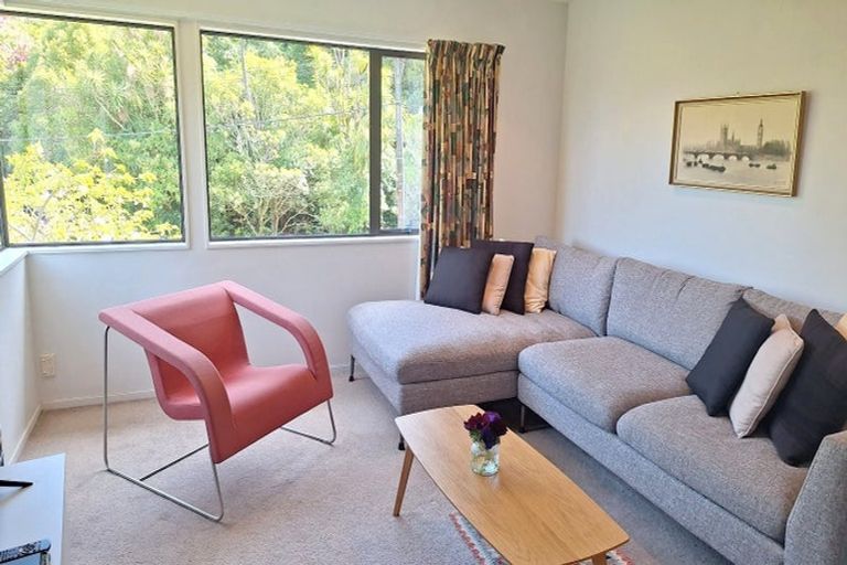 Photo of property in 49b Simla Crescent, Khandallah, Wellington, 6035