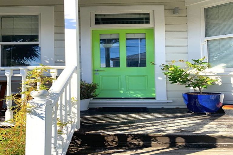 Photo of property in 24 Constable Street, Newtown, Wellington, 6021