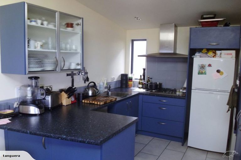 Photo of property in 8 Hallewell Crescent, Johnsonville, Wellington, 6037