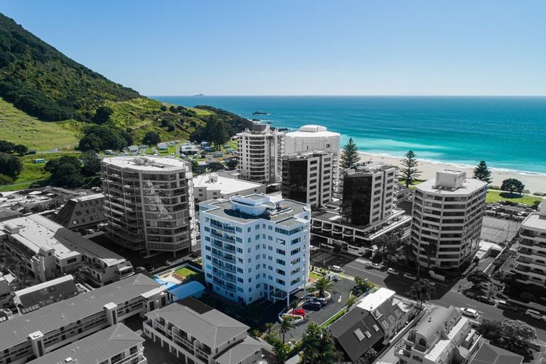 Photo of property in 10/12 Maunganui Road, Mount Maunganui, 3116