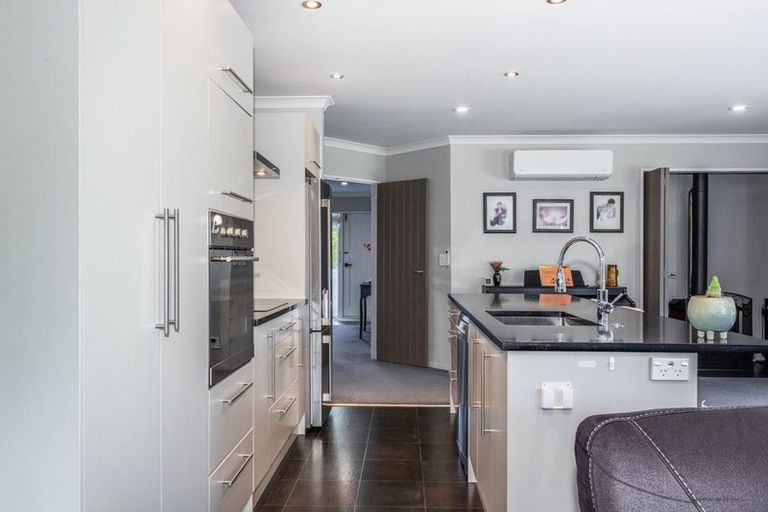 Photo of property in 62 Aotea Drive, Aotea, Porirua, 5024