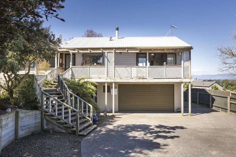 Photo of property in 23 Heatherlea Heights, Feilding, 4702