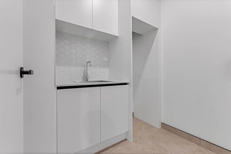 Photo of property in 9 Murray Grey Lane, Karaka, 2580