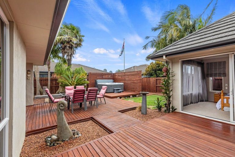 Photo of property in 10 Serena Key, Papamoa Beach, Papamoa, 3118