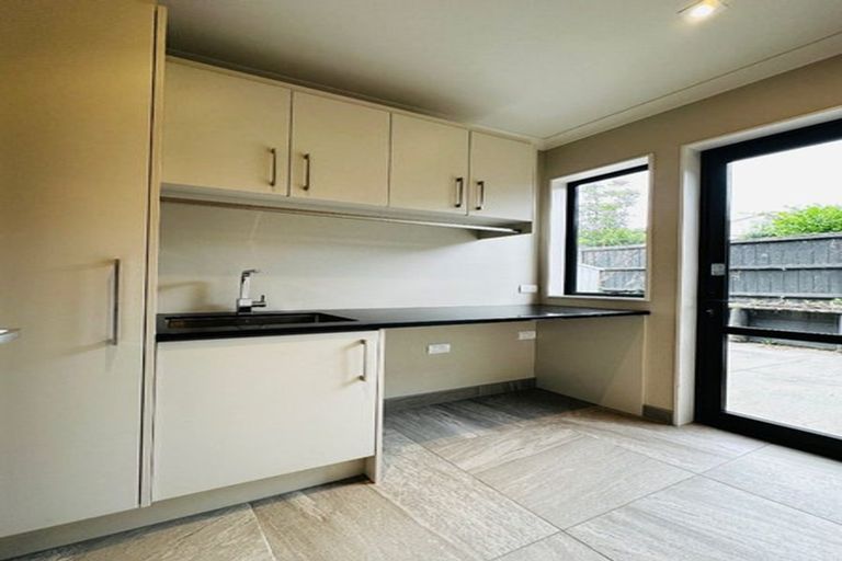 Photo of property in 100a Cyril French Drive, Flat Bush, Auckland, 2016