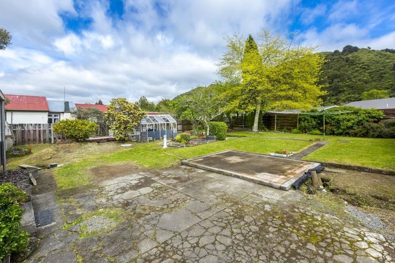 Photo of property in 107 Akatarawa Road, Birchville, Upper Hutt, 5018