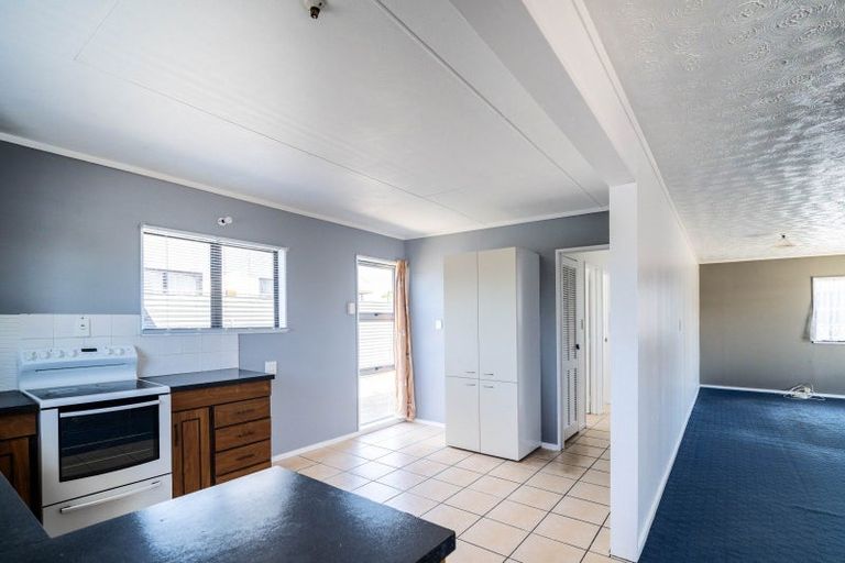 Photo of property in 247 Flaxmere Avenue, Flaxmere, Hastings, 4120