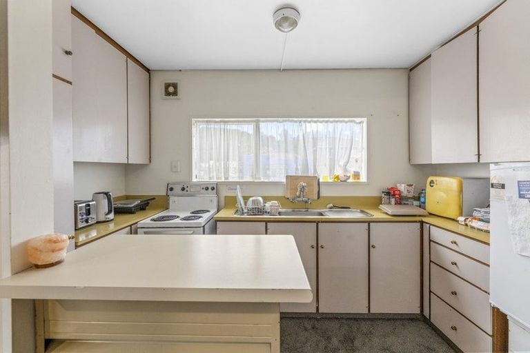 Photo of property in 47 Howe Street, North Dunedin, Dunedin, 9016