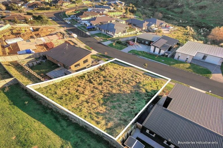 Photo of property in 18 Bob Carter Place, Welcome Bay, Tauranga, 3175