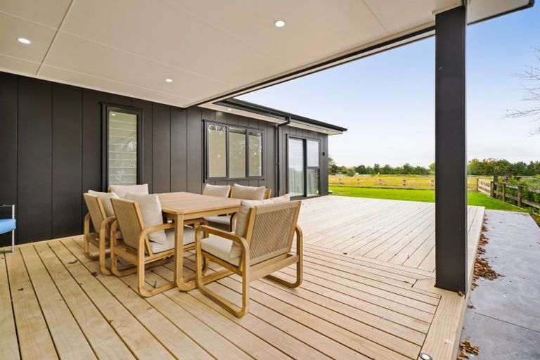 Photo of property in 21 Airport Drive, New Plymouth Airport, New Plymouth, 4373