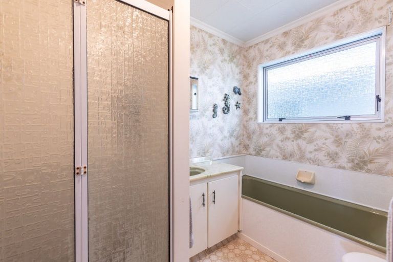 Photo of property in 2a Hunter Street, Dannevirke, 4930