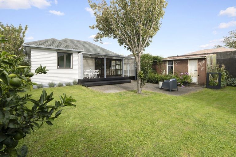 Photo of property in 154 Oxford Terrace, Epuni, Lower Hutt, 5011
