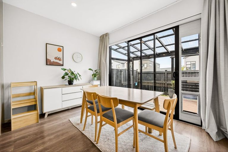 Photo of property in 117 Waekahu Road, Westgate, Auckland, 0814