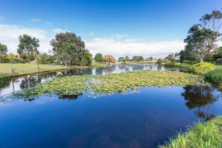 Photo of property in 63 Lakeside Drive, Orewa, 0931
