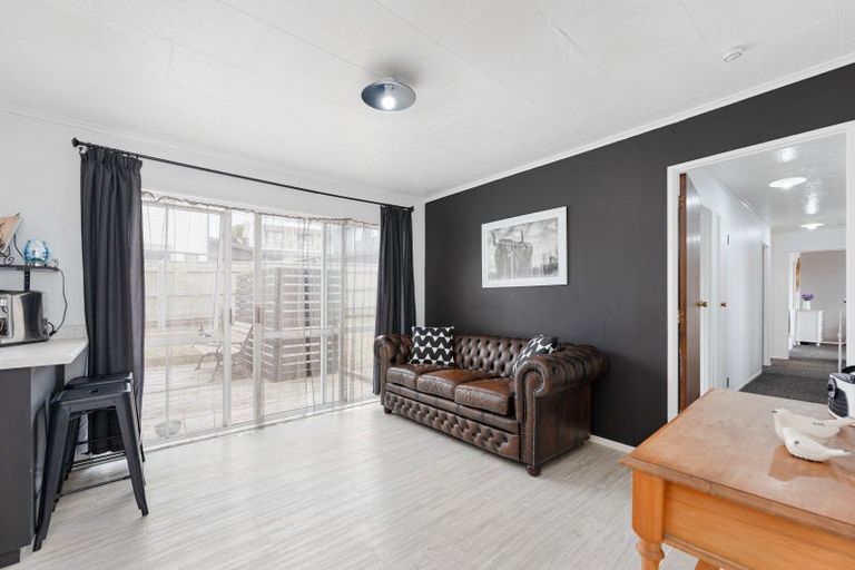 Photo of property in 37 Fraser Drive, Feilding, 4702