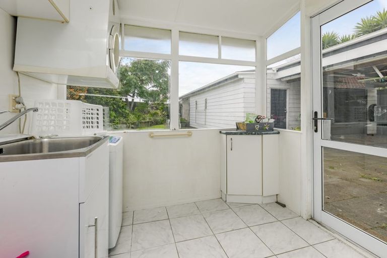 Photo of property in 97 Jellicoe Road, Manurewa, Auckland, 2102