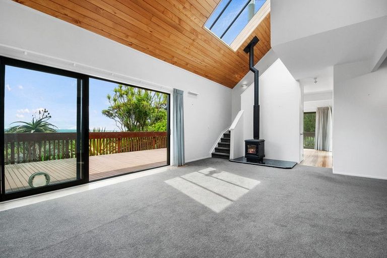 Photo of property in 429 Kiwitahi Road, Helensville, 0875