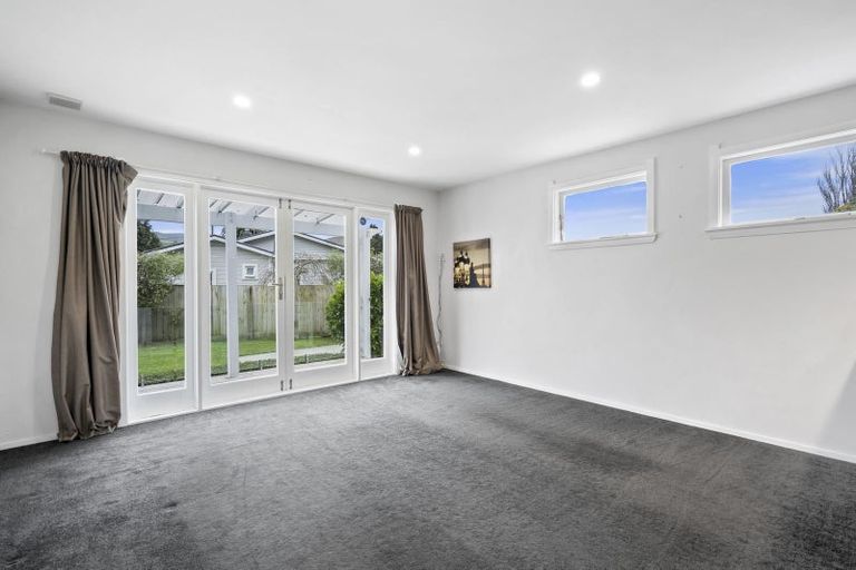 Photo of property in 6a Petherick Street, Taita, Lower Hutt, 5011