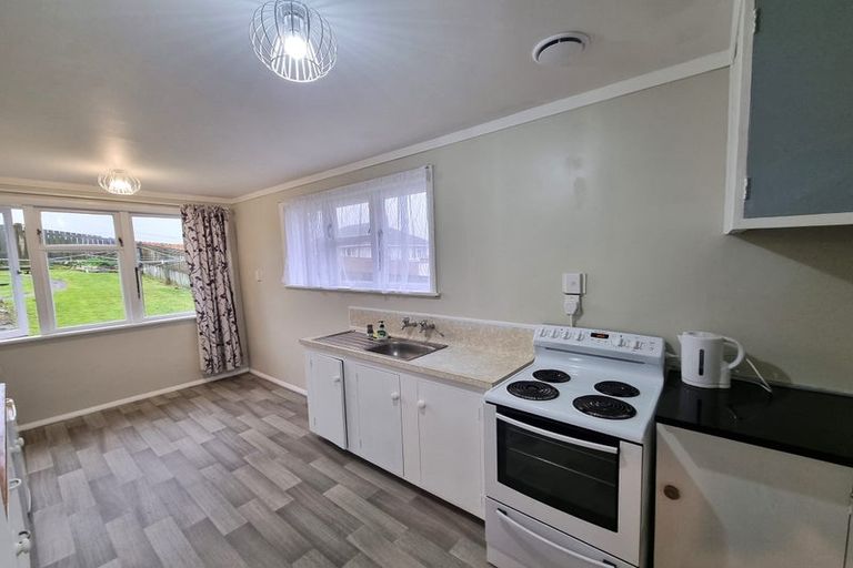 Photo of property in 10 Churchill Crescent, Tawhero, Whanganui, 4501