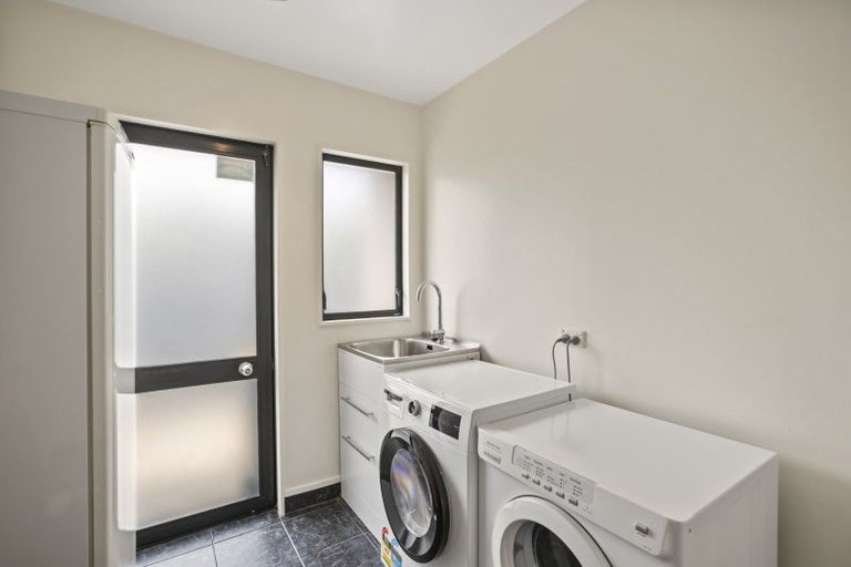 Photo of property in 56 Kapanui Road, Waikanae, 5036