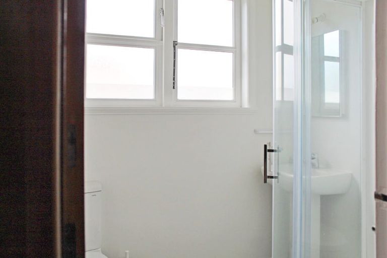 Photo of property in 64 Manson Street, Terrace End, Palmerston North, 4410