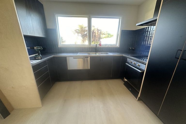 Photo of property in 91 Memorial Avenue, Ilam, Christchurch, 8053