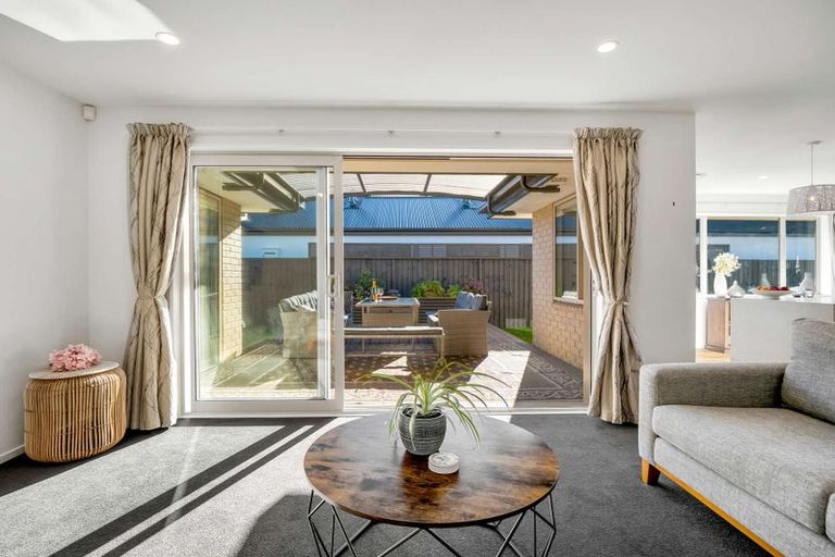 Photo of property in 8 Hoffman Street, Marshland, Christchurch, 8083