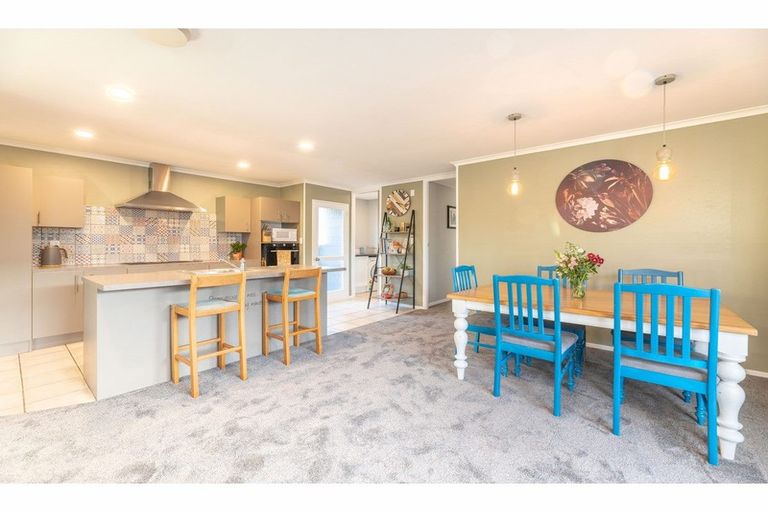 Photo of property in 16 Westfield Avenue, Templeton, Christchurch, 8042