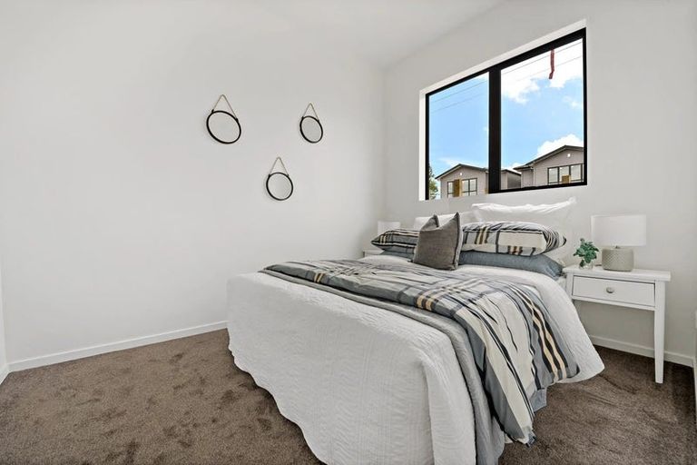 Photo of property in 3e Scanlen Terrace, Kelston, Auckland, 0602