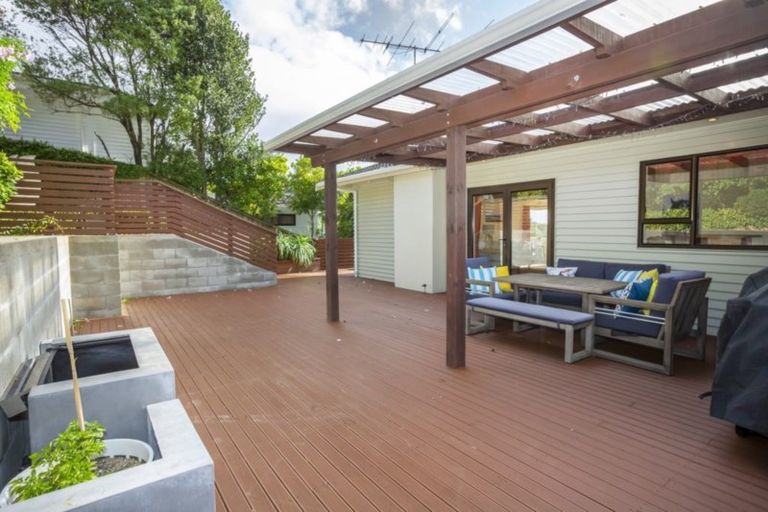 Photo of property in 10 Kowhai Street, Tawa, Wellington, 5028