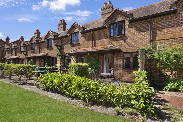 Photo of property in Village Green Cottages, 409/10 Quiet Woman Way, Monaco, Nelson, 7011